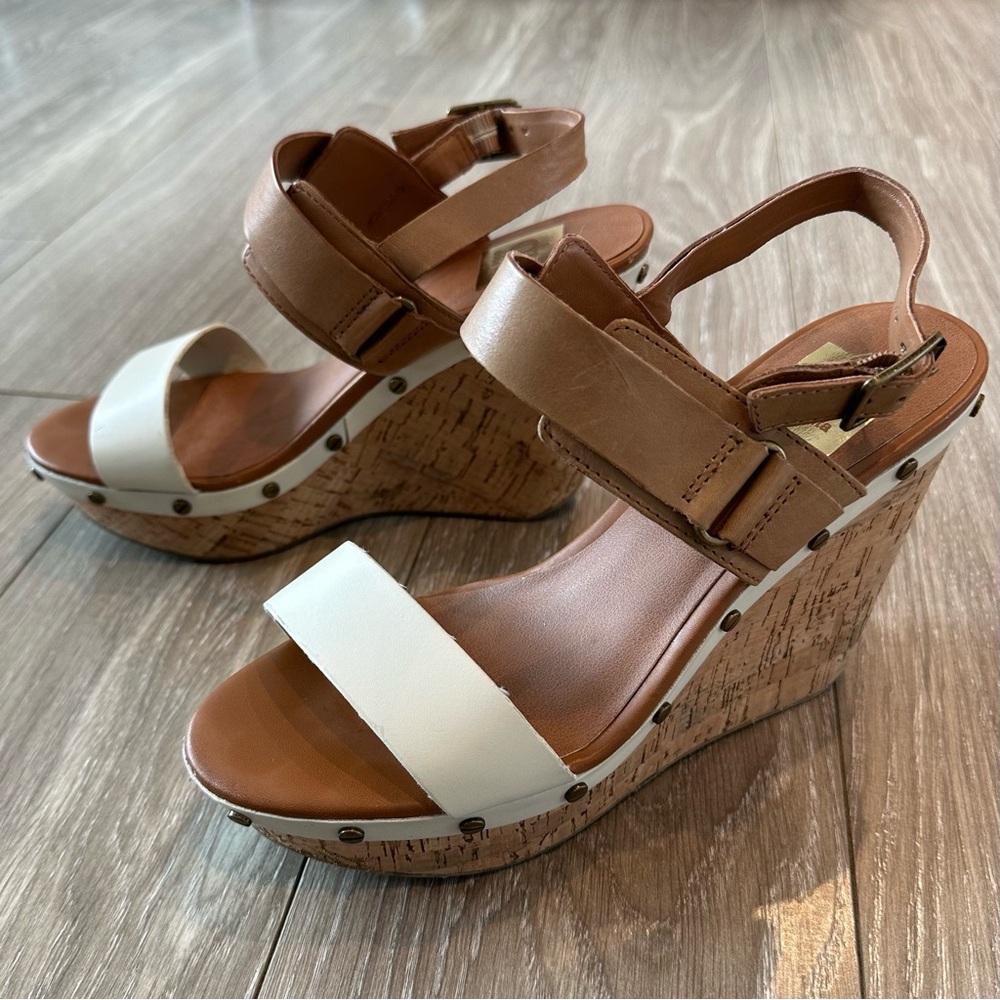 Dolce Vita tan wedges